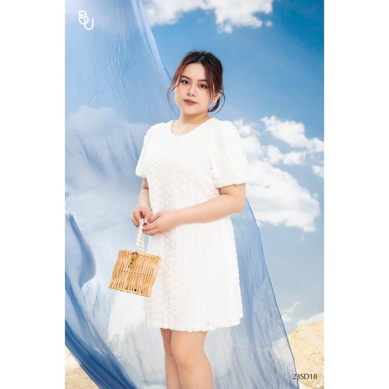 Đầm suông cổ tròn vải hoa nổi BIGSIZE (55kg đến 95kg) - 23SD18 - [BUstu Bigsize]