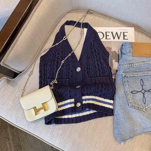 เสื้อชั้นในถักสไตล์เชือกแขวนคอสีน้ำเงินกรมท่า, เสื้อแขนกุดฤดูร้อนของผู้หญิง, สไตล์วินเทจ, เซ็กซี่และสลิมฟิต, มีส่วนลด, มาใหม่ Lady Women Clothing เสื้อ มี