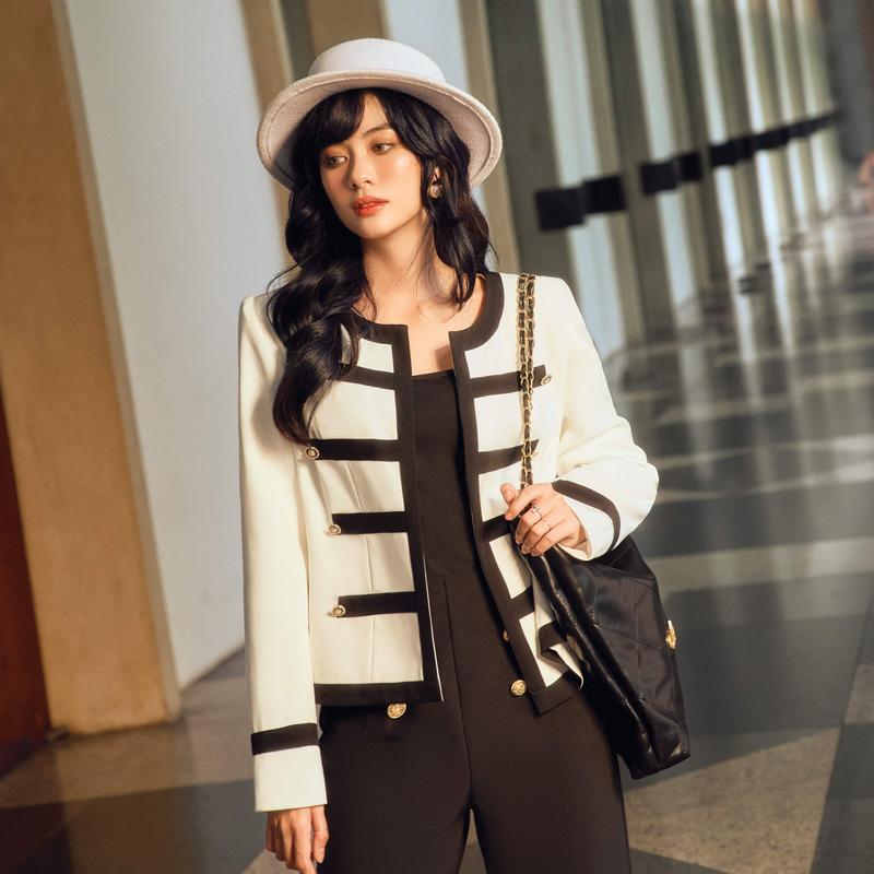 Davina Coat - Áo Khoác Kiểu Nữ Form Vừa Viền Đen Khuy Vàng Đồng Màu Trắng & Nâu Phong Cách Thanh Lịch, Sang Trọng, Tiểu Thư Đi Làm, Đi Học, Đi Tiệc