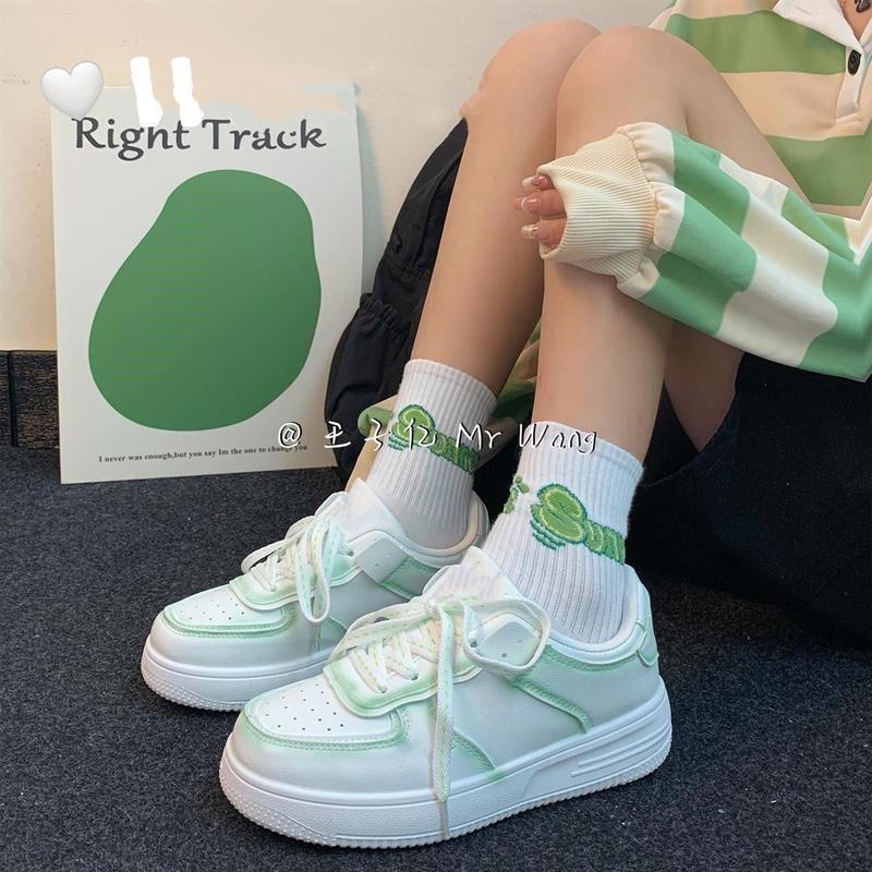 Product Introduction of White Shoes for Women Spring and Autumn New Korean Style Student Soft Bottom Skateboard Shoes Niche Casual Versatile Breathable Ins Fashion Shoes 8