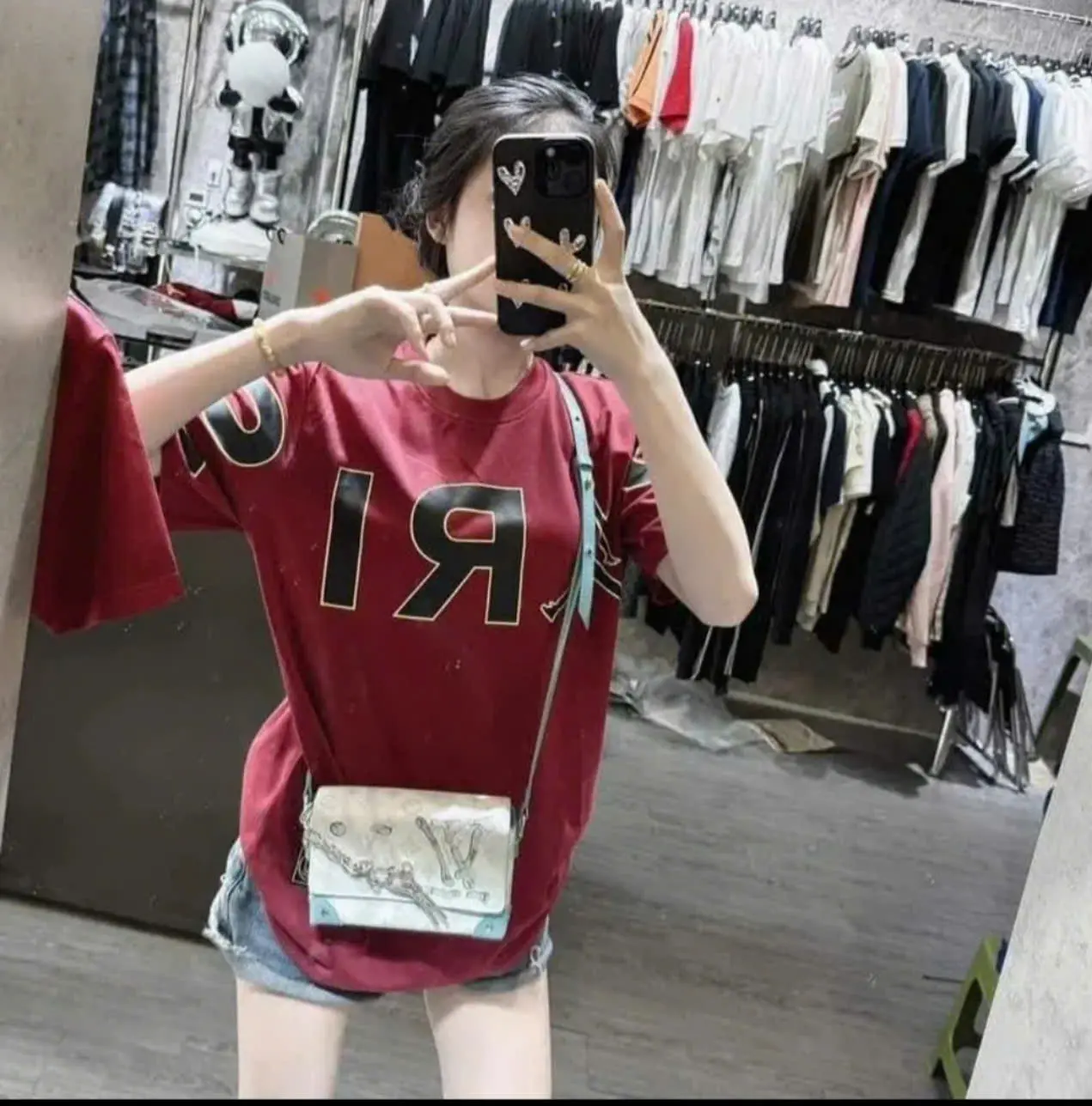 ÁO PHÔNG NAM NỮ IN CHỮ PA-RISS HOTTREN.CHẤT VẢI COTTON POLY ,MỀM MẠI THOÁNG MÁT