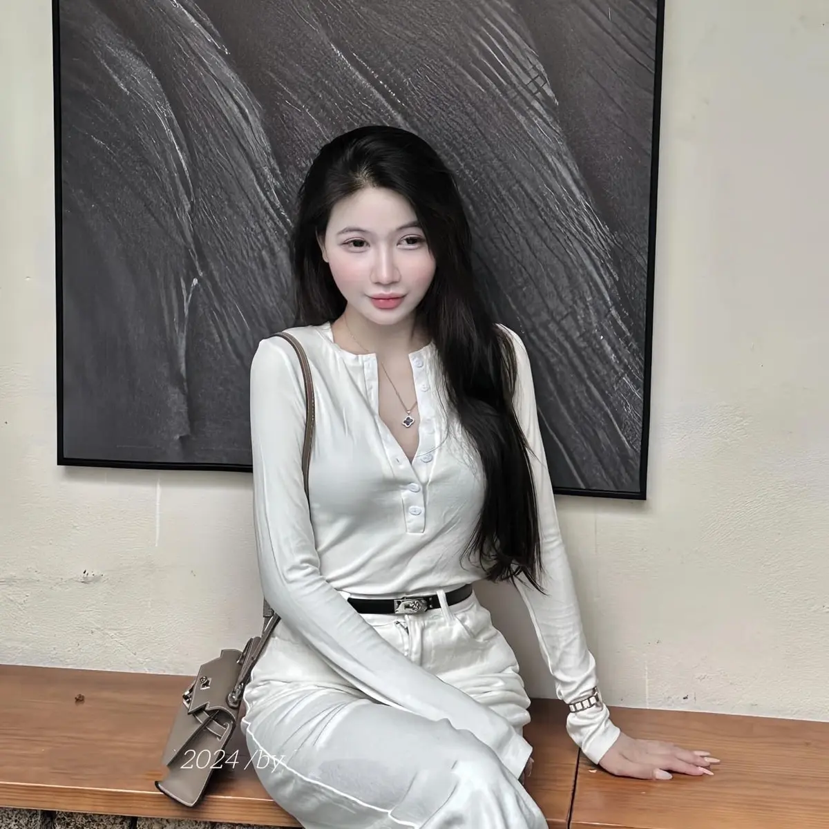 Quần jean phối áo nào cũng xinh