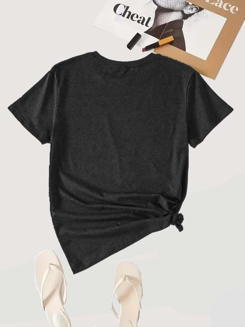 Product Introduction of 【Plus Size】 Heart Print Round Neck Tee, Casual Short Sleeve Crew Neck T-shirt for Daily Wear, Women Plus Clothing for All Seasons 6