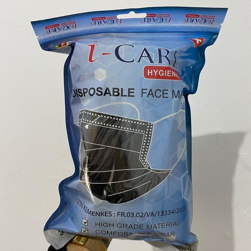 I-Care Masker Mulut KF94 Earloop Warna Hitam-Putih 1 Box Isi 50pcs untuk Dewasa & Remaja Efektif Menyaring Partikel, Debu, Kotoran, Mikroorganisme, Bakteri Kuman 0