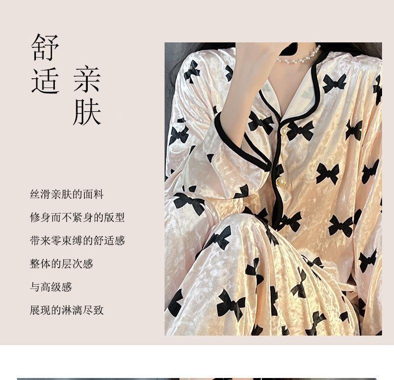 Product Introduction of Bộ Đồ Ngủ Nhung Kim Cương, Cao Cấp, Dành Cho Nữ, Bộ Đồ Mặc Nhà Dài Tay, Phong Cách Pháp Ngọt Ngào Nhung Vàng Mới, Thích Hợp Cho Mùa Xuân, Mùa Thu Và Mùa Đông 11