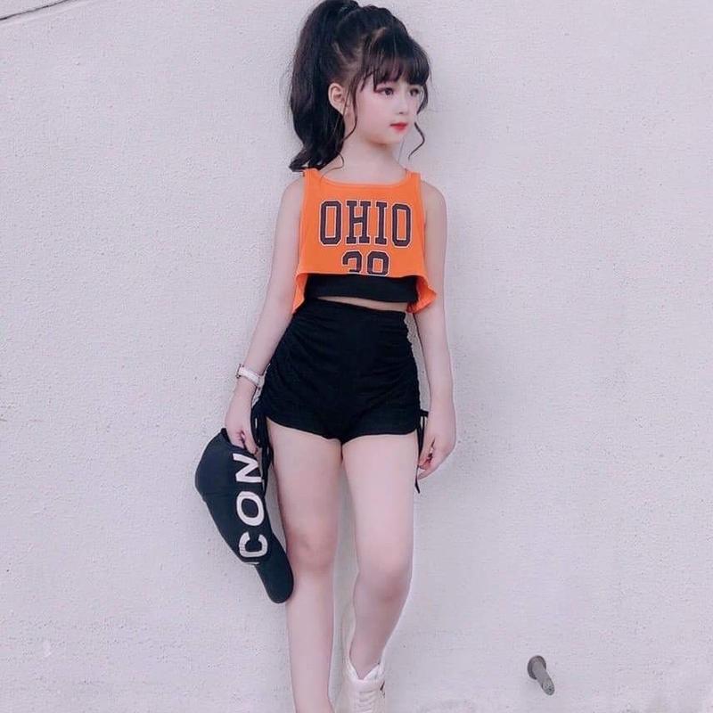 Bộ 3 chi tiết áo sát nách quần rút dây bé gái 0