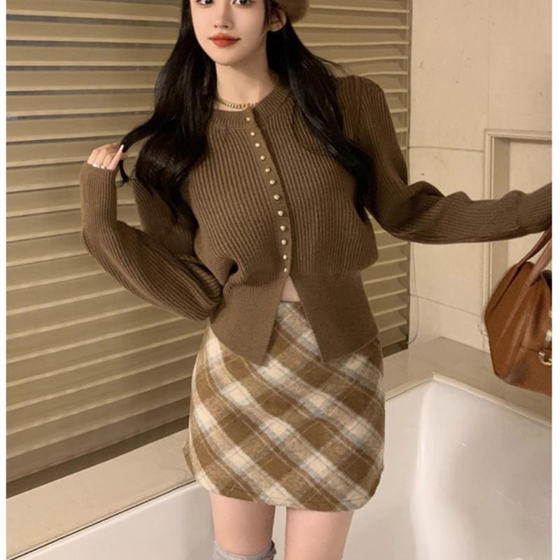 Atasan Rajut Oneck Lengan Panjang Wanita Kancing Mati Korean Style Kaos Top Baju Knit Wanita Basic Long Sleeve 4