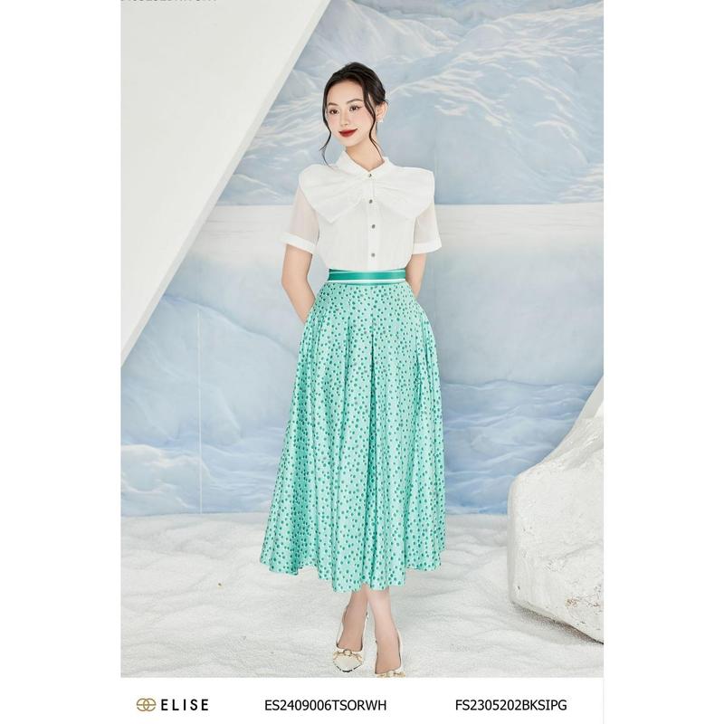 Chân váy lụa chấm bi nền xanh cạp kẻ sọc Thiết kế Elise mã FS2305202BKSIPG