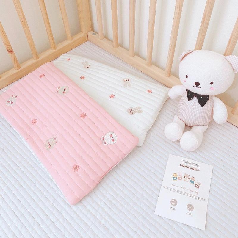 Product Introduction of Lót Đầu Điều Hòa Monona, Thấm Hút Thoáng Khí Dành Cho Bé Từ Sơ Sinh Sử Dụng Được 4 Mùa 1