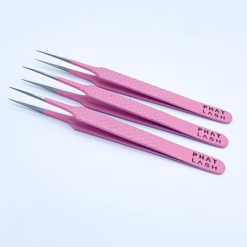 Pink eyelash tweezers 3