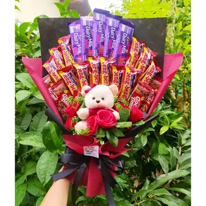 BUKET SNACK  BONEKA BUNGA HITAM MAROON