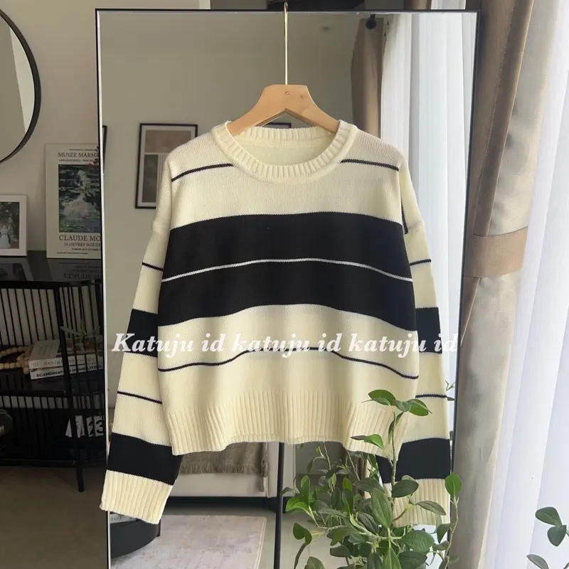 Atasan Rajut Motif Garis RINSYI 2