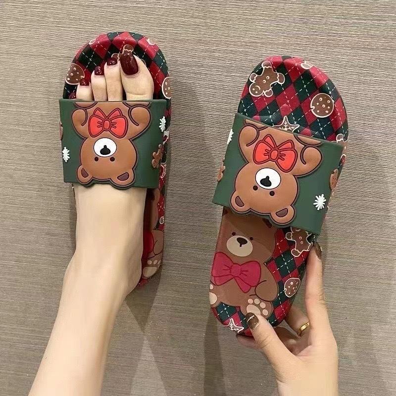 Summer super comfortable cool slippers for women wearing cartoon cute girls, student nurses, outdoor home, indoor bathroom slippers 0