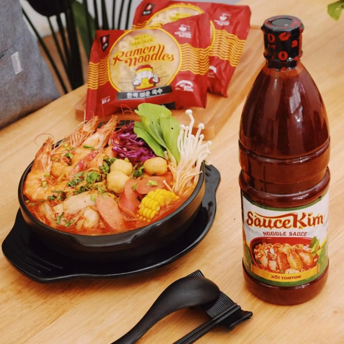 Sốt Nấu Mì Cay & Lẩu Vị TomYum Chua Ngọt (Chai 1350gr)