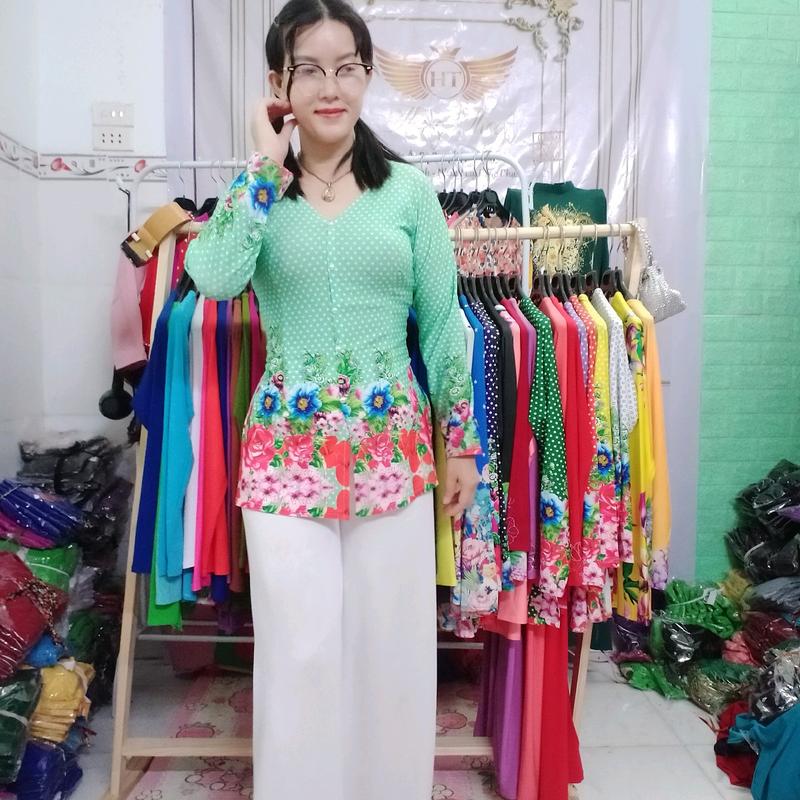 Áo bà ba  in chấm bi hoa vải lụa pha thun màu vàng 1