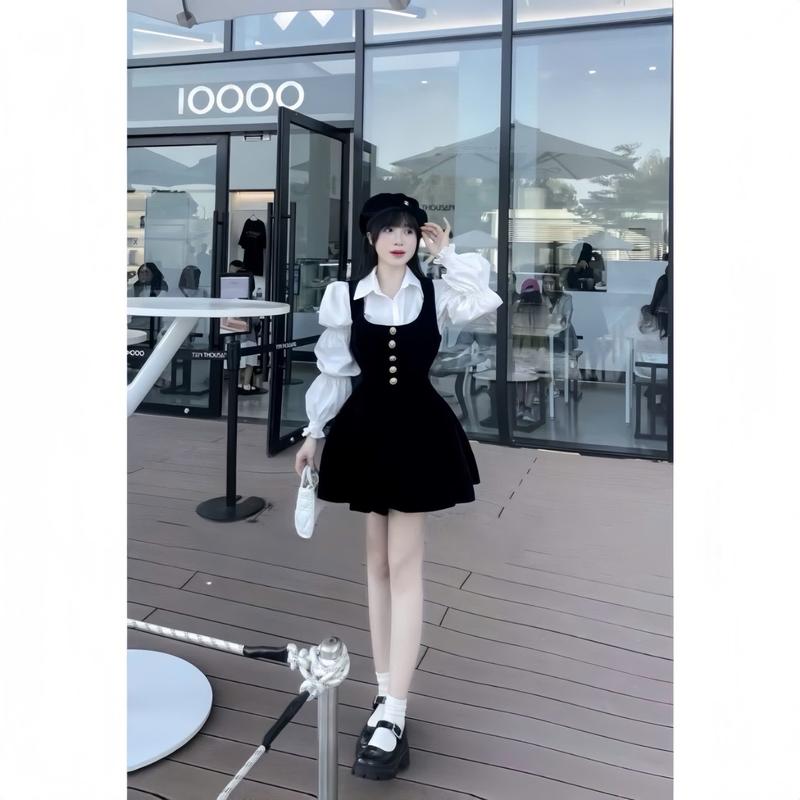 Sét Váy Yếm Nữ Gồm Áo Sơ Mi Chun Tay + Yếm Nhung Cúc Vàng (Z1) Tay dài