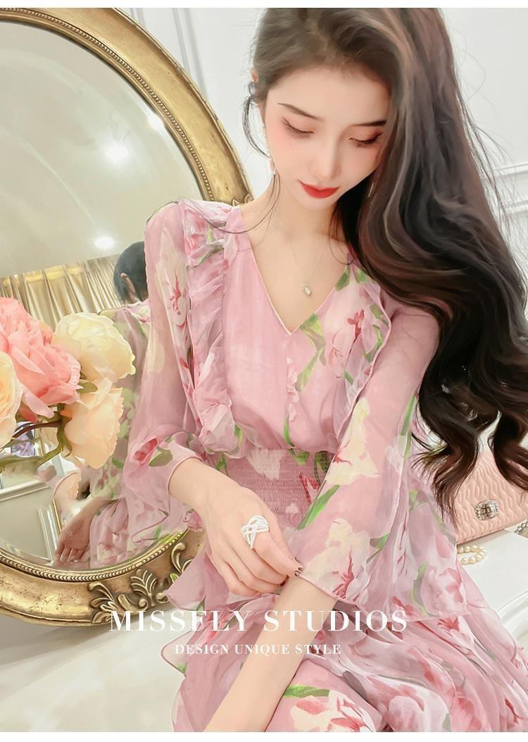 Product Introduction of Váy Voan, Shi Tong Tùy Chỉnh, Ngọt Ngào Và Thanh Lịch, Bộ Sưu Tập Mùa Xuân Và Mùa Hè 2022, Hàng Mới Về, Dành Cho Nữ, In Hình, Cổ Chữ V, Váy Dài Trung Bình Có Khóa Women Dress Màu Hồng 15
