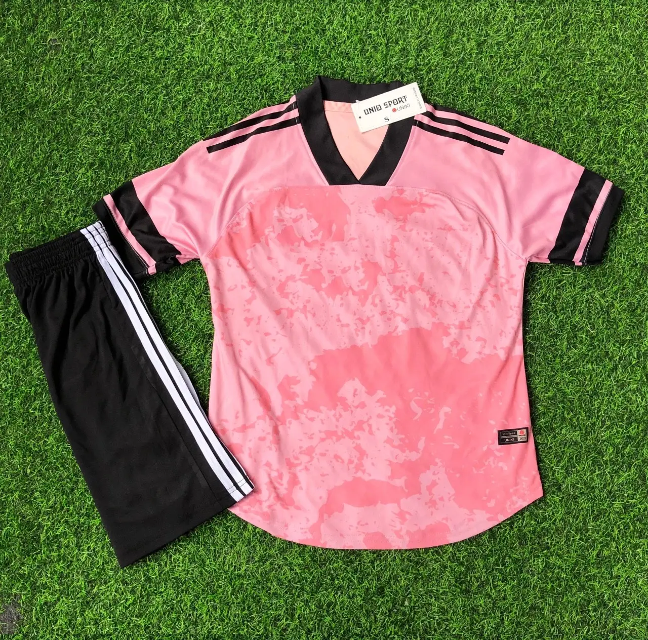 [DAZ - H01] in tên số áo theo yêu cầu - Bộ quần áo bóng đá, áo đá banh logo ba lá hồng - hàng thun lạnh l Sport