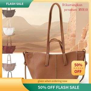 Beg Wanita, Beg Sayap, Kapasiti Besar, Gaya Korea, Beg Tote Komuter, Beg Tangan mewah, Sumber Baru pada 2025 Bags Totebag kalsom kalsom Shoulder Bag Handbag Beg Tangan Wanita PU Leather Chain Butterfly nak  beli  tekan  beg  kuning Korean Fashion Sling Ba