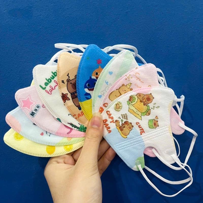 Khẩu trang 5D lụa mềm cho bé hoạ tiết hottrend, siêu êm ái cho bé 0-2 tuổi tập đeo