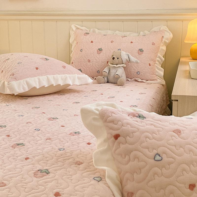 Thickened Bed Sheet New Non-Slip Milk Velvet Cotton Printed Bed Cover Bedding Three-Piece Set 2