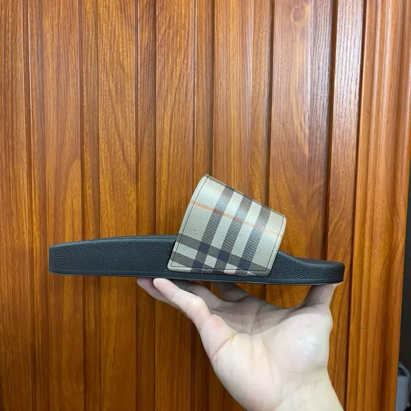 Dép kẻ caro màu chuẩn fom ôm chân đủ size 37-44