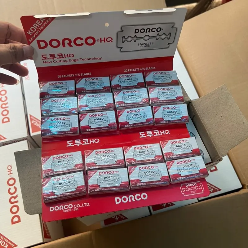 Lưỡi lam Dorco vỏ màu đỏ hộp 1000 lưỡi 2
