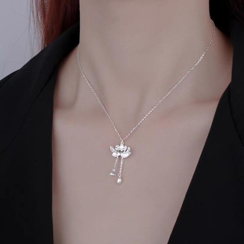 Product Introduction of Lotus Tassel Necklace for Women New Popular Item Good Luck Lotus Pendant New Chinese Style Niche 4