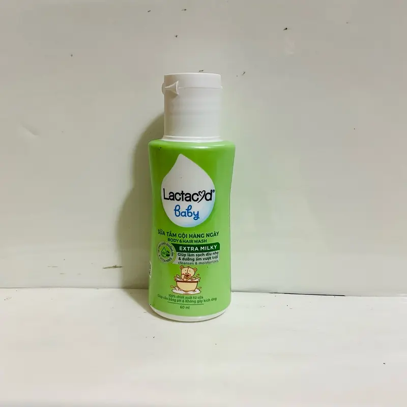 Lactacyd DDVSPN Và Tắm Gội Cho Trẻ -chai 60ml- Baby Body & Hair Wash Extra Milky 3
