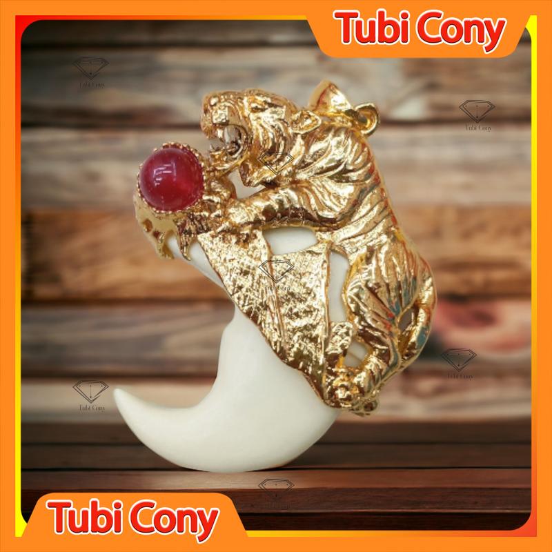 Mặt dây chuyền nanh giả ngà chạm hổ mạ vàng rất ngầu M16424-212-Dx1 Tubi Cony