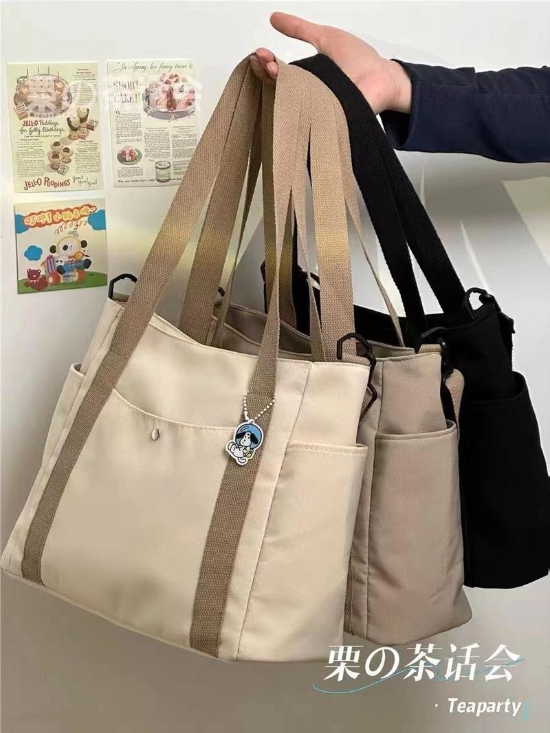 Product Introduction of Canvas Bag Women's New Large Capacity Fashion All-Match Shoulder Bag Tote Bag for Work Commuter Bag Korean Style Crossbody Bag 4