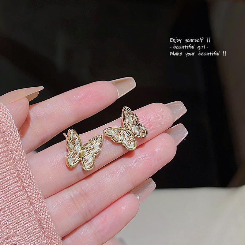Product Introduction of Sterling Silver Needle Internet Celebrity Live Broadcast Hot-Sale Earrings Stall Supplies for Night Market All-Match Fashion Earrings Ear Rings Wholesale 26