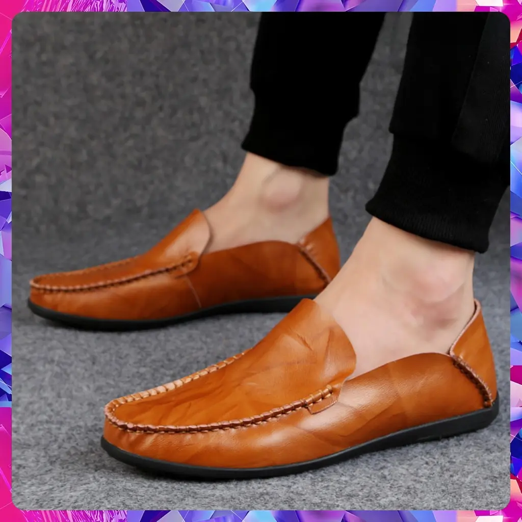 Ready Stock Genuine Leather Ultra-Light Peas Shoes Large Size 38-45 Men's Casual Shoes Men's Casual Shoes Driving Shoes Men's Casual Sports Shoes Cowhide Loafers Anti-slip Breathab Footwear Boy