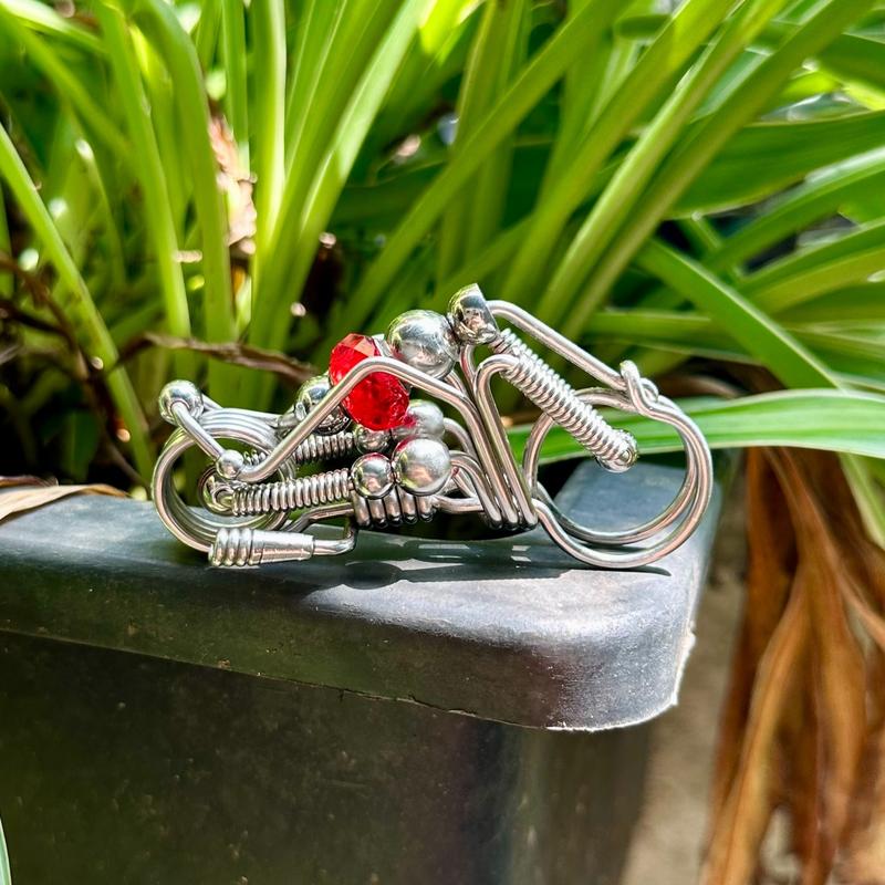 Móc Khóa Phong Thủy làm Thủ Công từ Inox 304 Uốn Hình Motor Harley-Davidson, Quà Tặng Người Yêu, Móc Khóa Độc Lạ, Quà Tặng cho Người Yêu Xe Ô Tô, Mô Tô