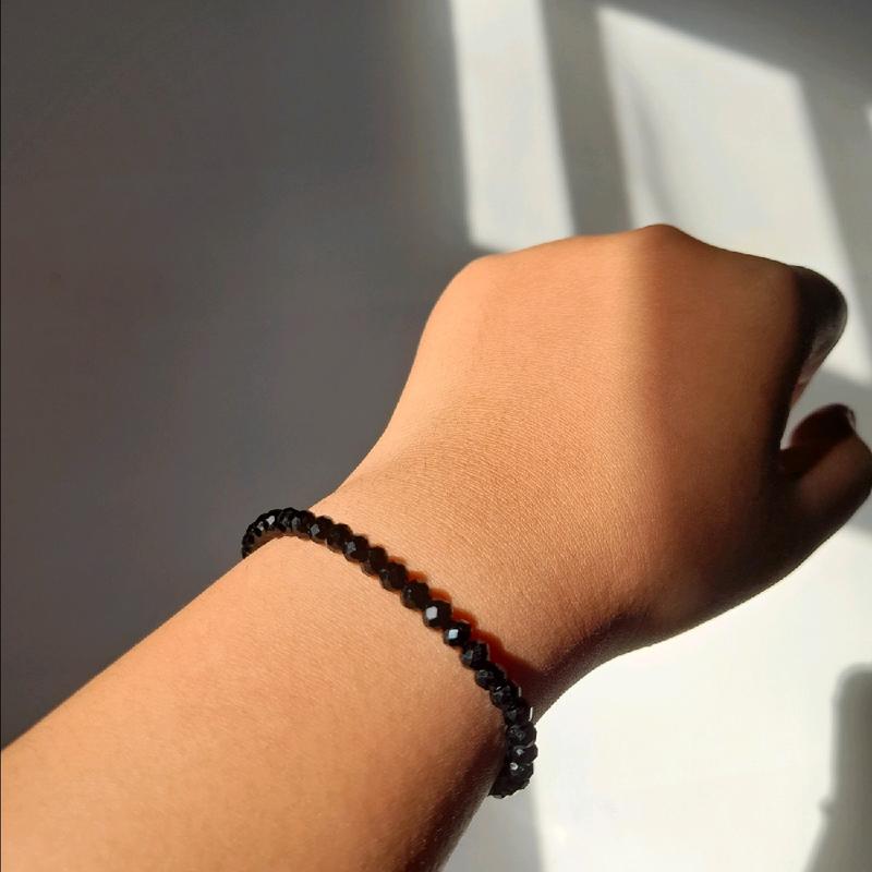 gelang manik kristal hitam cewek cowok bisa pakai 1