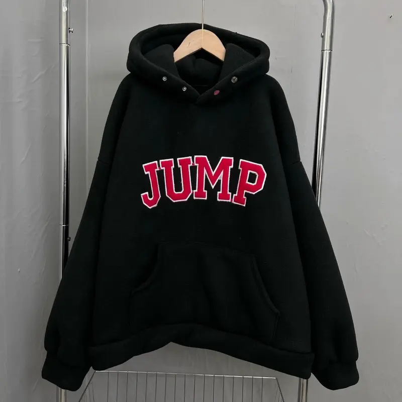 Áo Hoodie Jump chữ đỏ thêu 0