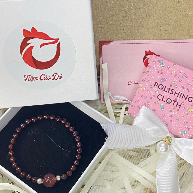 Vòng đá garnet và thạch anh dâu mang lại nguồn năng lượng tích cực 3