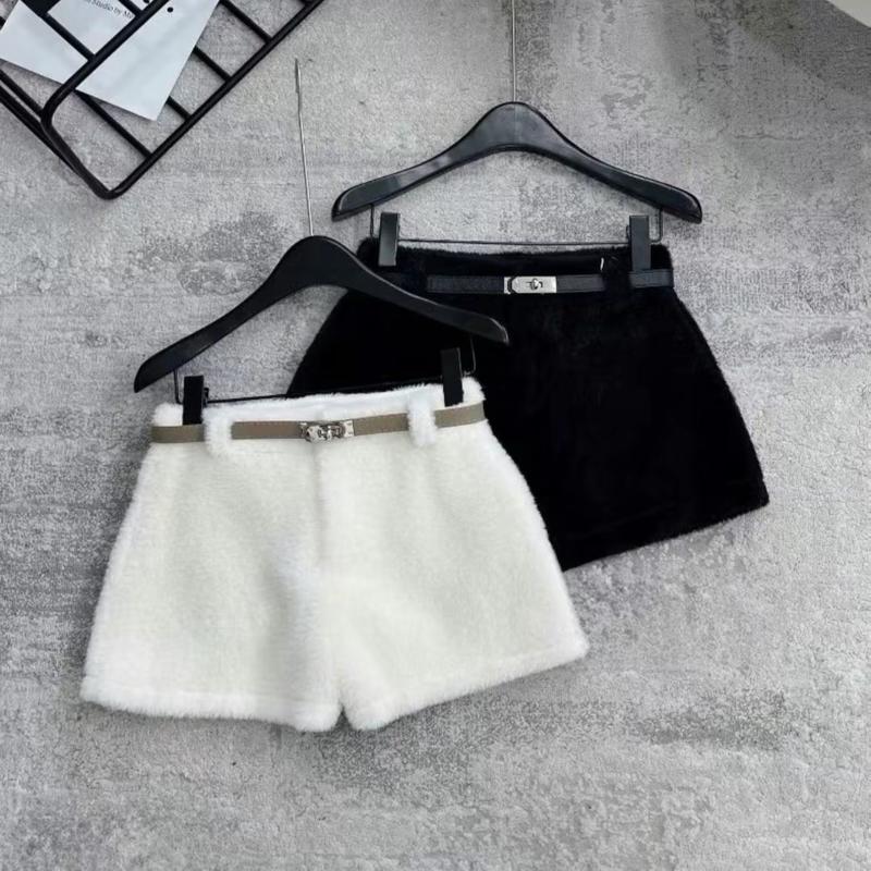 TATTA | Quần Sooc Lông Cao Cấp 2 Màu Đen Trắng hàng QCL1 Kèm Đai Da Bất Kỳ Nữ Women Kem Ong Pants