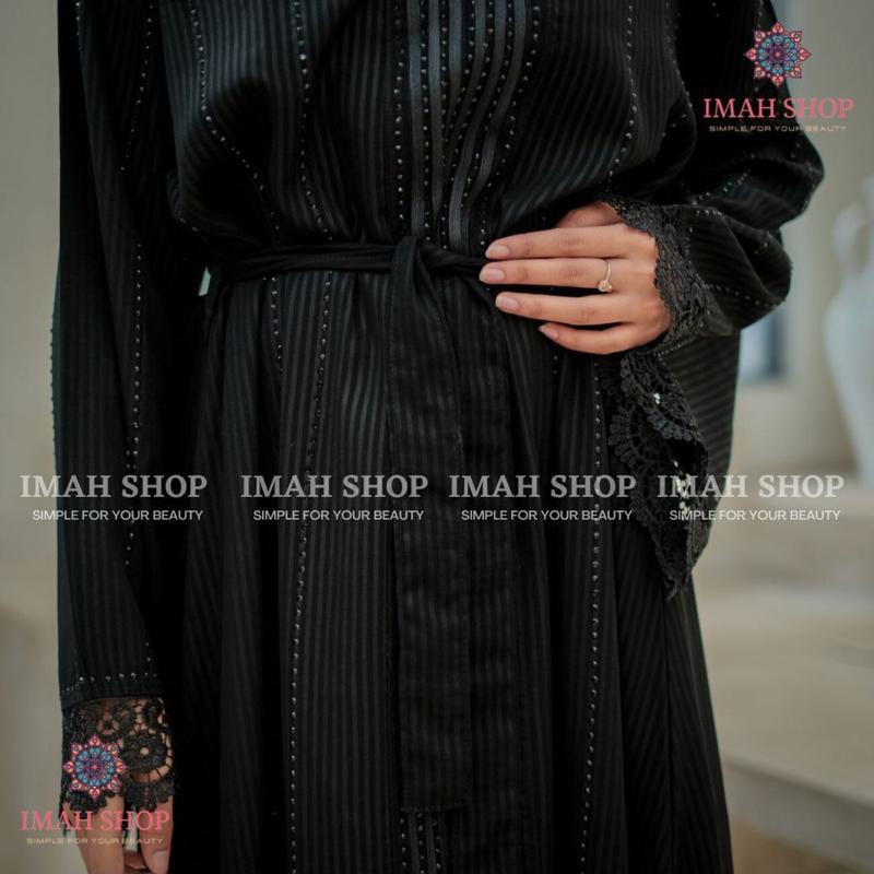 Product Introduction of Abaya Hitam Turkey Gamis Syari Muslimah Embos Hitam Kombinasi Renda Dress Arab Saudi Mata Hitam 951 1