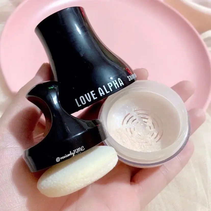 Phấn phủ bột có nhũ bắt sáng LOVE ALPHA 7g
