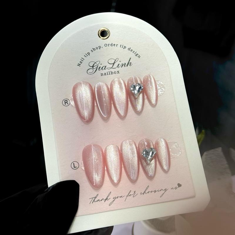 M206 nailbox thiết kế mắt mèo ánh trăng thạch gắn đá khối xinh dễ đeo đi chơi, đi tiệc