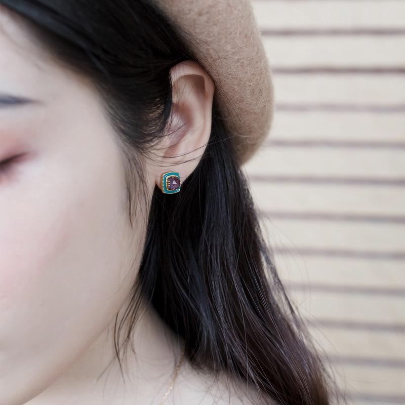 Product Introduction of Bông Tai Đinh tán Họa Tiết, Thả Amethyst Tự Nhiên, Men Dầu Màu Xanh Lá Cây, Dành Cho Phụ Nữ, Bạc S925 Mạ Vàng, Bông Tai Đá Quý 3