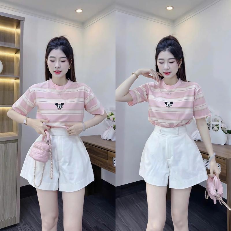 Set đồ nữ áo thun tăm lạnh in sọc hình gấu kèm quần đùi kaki xinh xắn dành cho các nàng diện đi chơi Women Top