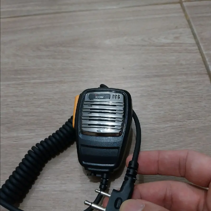 extramic speaker buat ht ICOM V8 V80 V86 V88 U80 Walkie Talkie 3