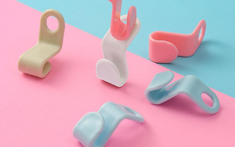 Product Introduction of Practical Hanger Connector Stackable Clothes Hooks 1