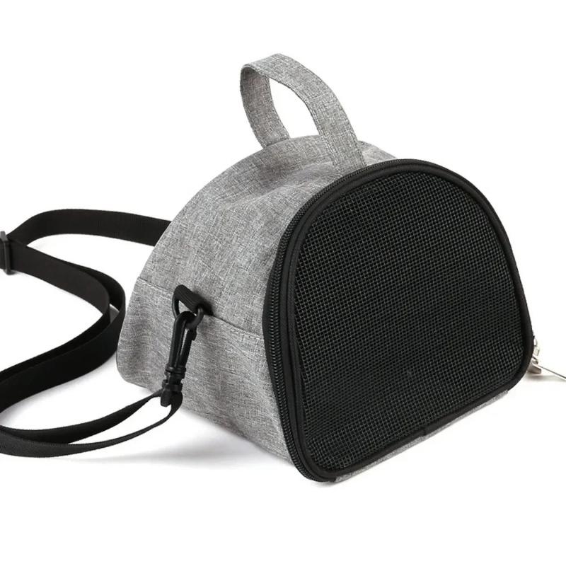 Portable Small Pet Bag Hamster Honey Carriers Outgoing Bag Hedgehog One Shoulder Adjustable Breathable Carrying Bag mochilas 4