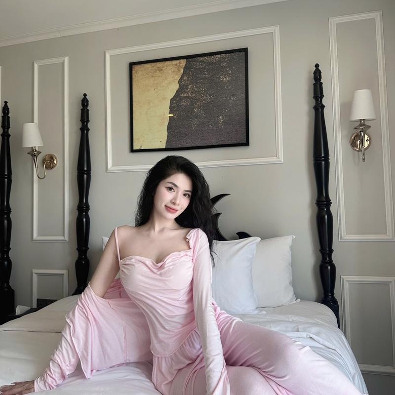Set 3 món mặc nhà áo cổ đổ chất thun cotton lạnh ( áo có mút, quần có túi) mã #39 Nữ Quần Ngủ 6