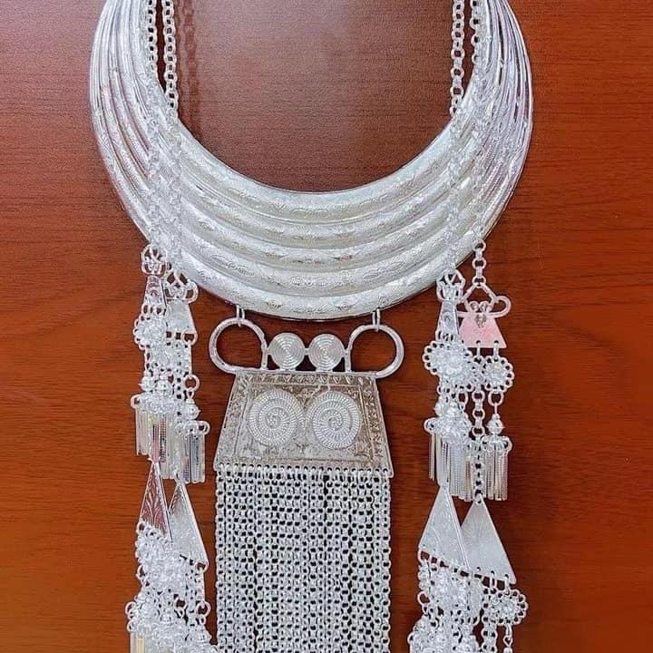 Vòng kiềng cổ cho nữ freesize