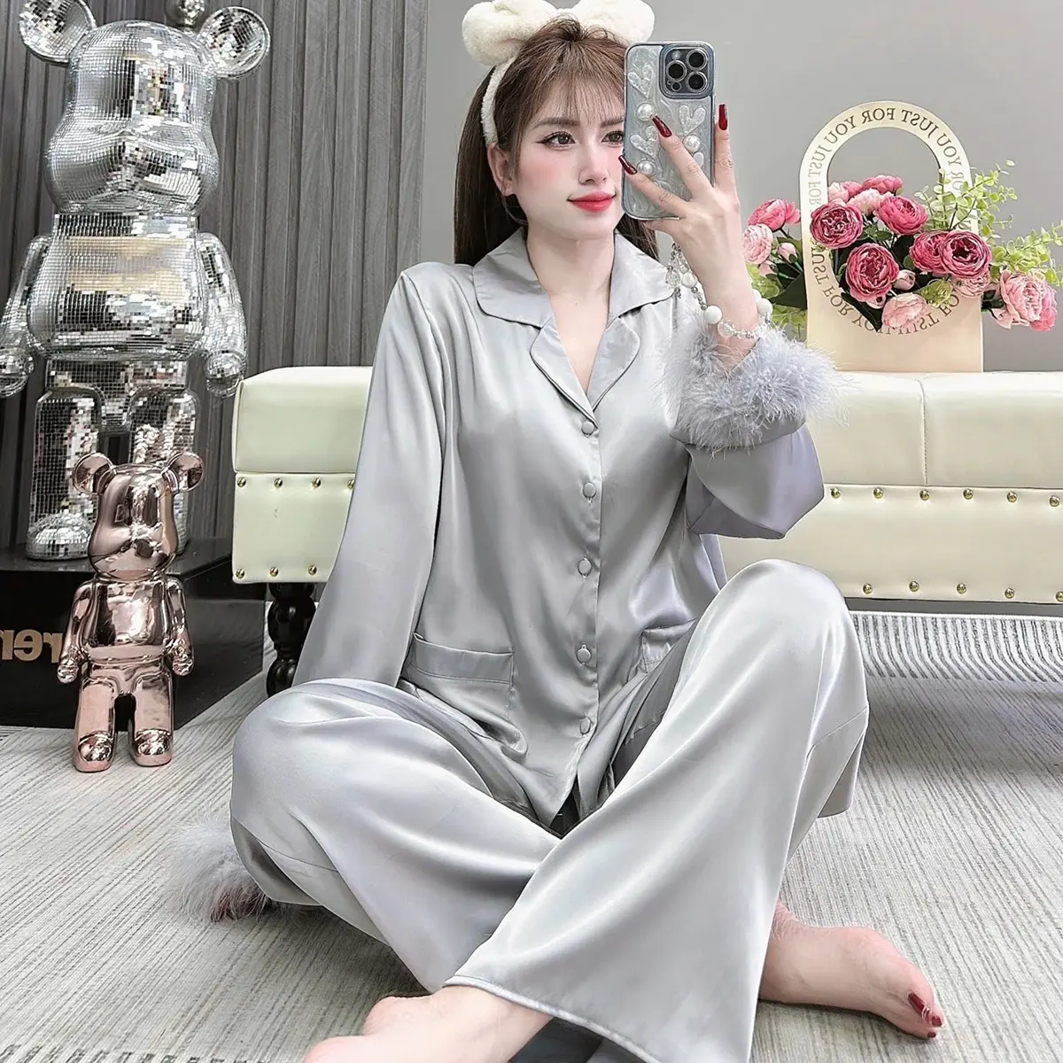 Sét bộ lụa dài lụa Latin tơ tằm có túi nút bọc free size Voi Nữ Women Dài pijama lông vũ tay