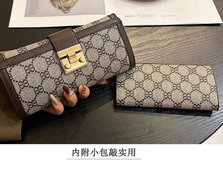 Product Introduction of Ladies' Short, High Appearance, Multi Slot, Three Fold Buckle, Hand-held Long Wallet 6